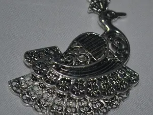 Підвіски металеві