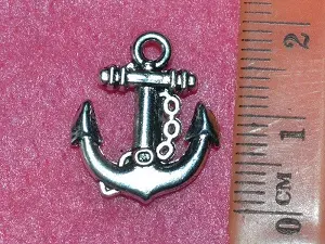 Підвіски металеві