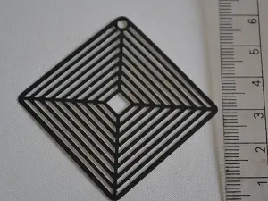 Підвіски металеві