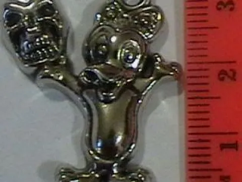 Підвіски пластикові