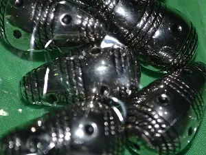 Намистини пластикові