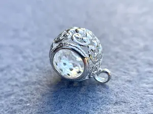 Бусіна-бейл