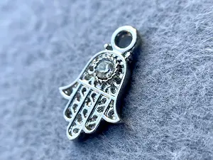 Підвіска Долонь