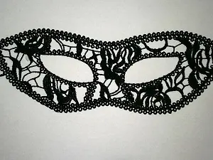 маска мереживна