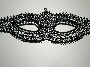 маска мереживна