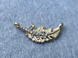 Розділювач Перо