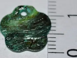 Підвіска з перламутру