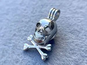 Кулон Череп