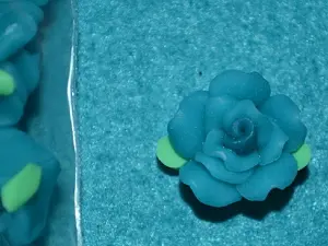 Троянда фімо