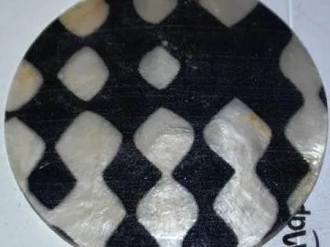 Підвіска з перламутру