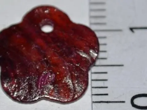 Підвіска з перламутру