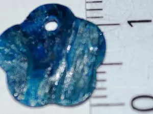 Підвіска з перламутру