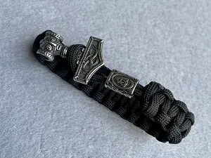 Браслет із паракорду 