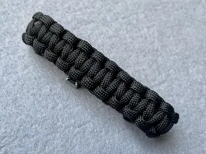 Браслет із паракорду 