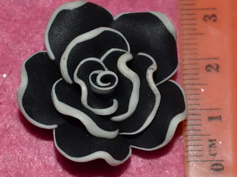 Троянда фімо