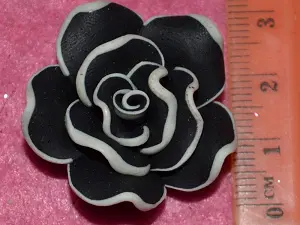 Троянда фімо