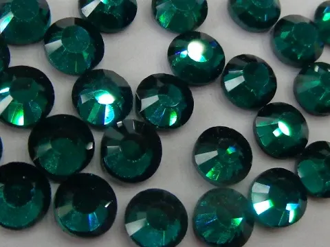 Стразы клеевые