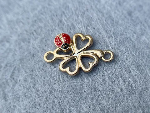 Розділювач Конюшина