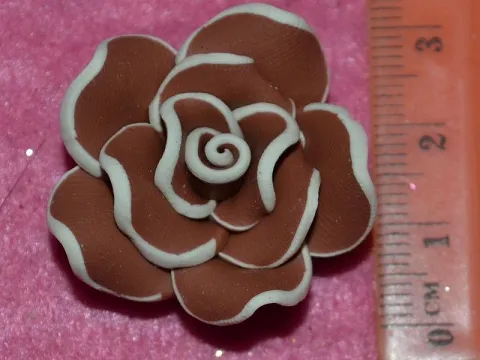 Троянда фімо