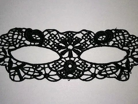 маска мереживна