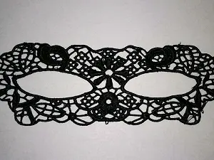 маска мереживна