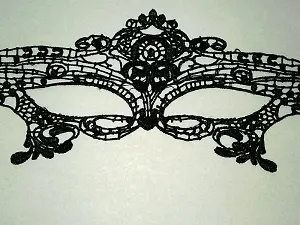 маска мереживна