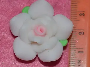 Троянда фімо