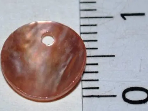 Підвіска з перламутру