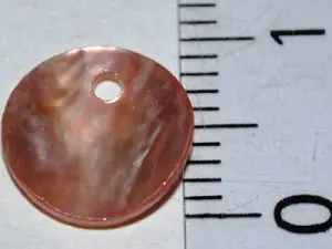 Підвіска з перламутру