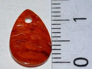 Підвіска з перламутру