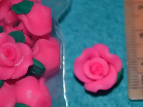 Троянда фімо