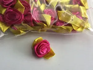 Атласна трояндочка