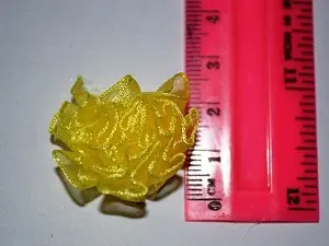 Квітка з органзи