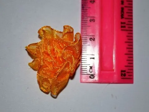 Квітка з органзи