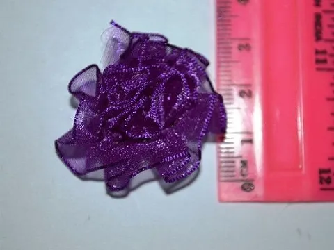 Квітка з органзи