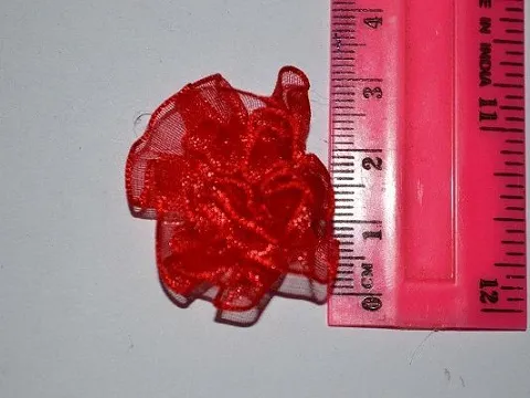 Квітка з органзи