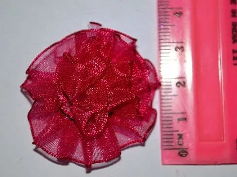 Квітка з органзи