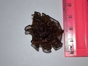 Квітка з органзи