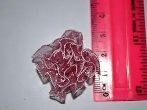 Квітка з органзи