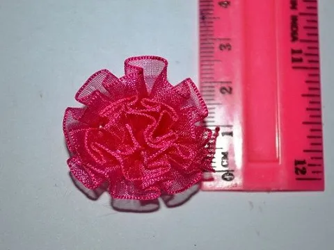 Квітка з органзи