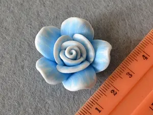 Троянда фімо