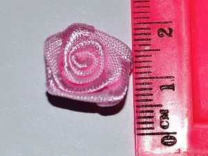 Атласна трояндочка