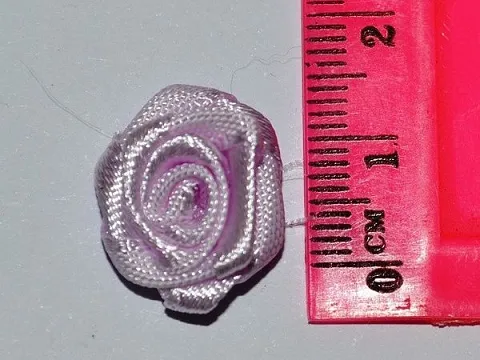 Атласна трояндочка