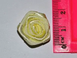 Атласна трояндочка