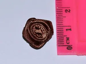 Атласна трояндочка