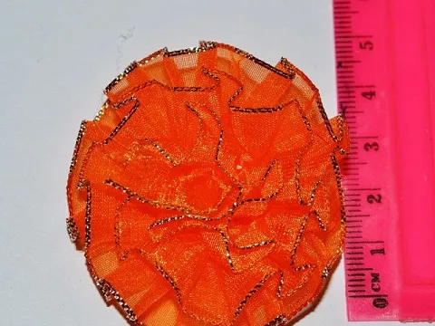 Квітка з органзи