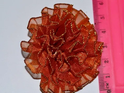 Цветок из органзы