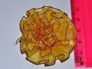 Квітка з органзи