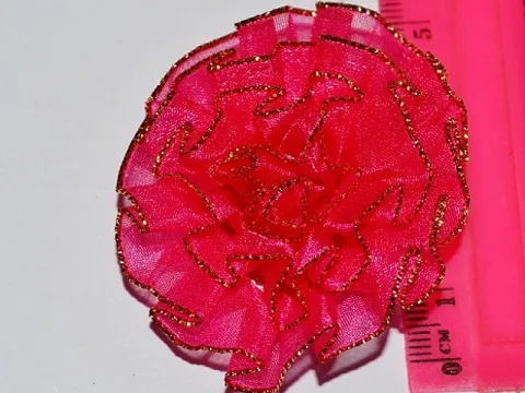 Квітка з органзи