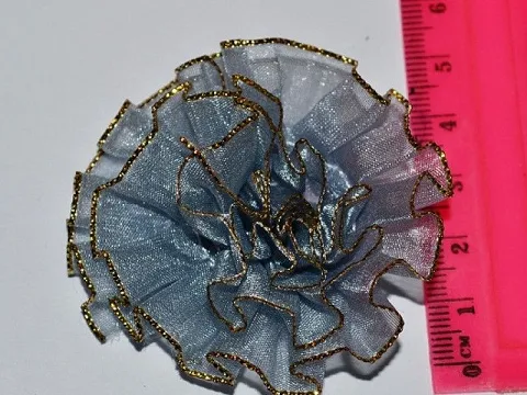 Цветок из органзы